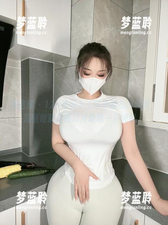 微密圈 - 120斤的小王同学的私房视频，流畅得就像懒洋洋地喝一杯咖啡。