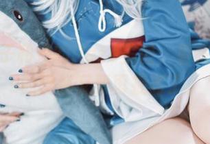 ElyEE子和她的Reze美图，看来我对Cos的理解又要再提高了。