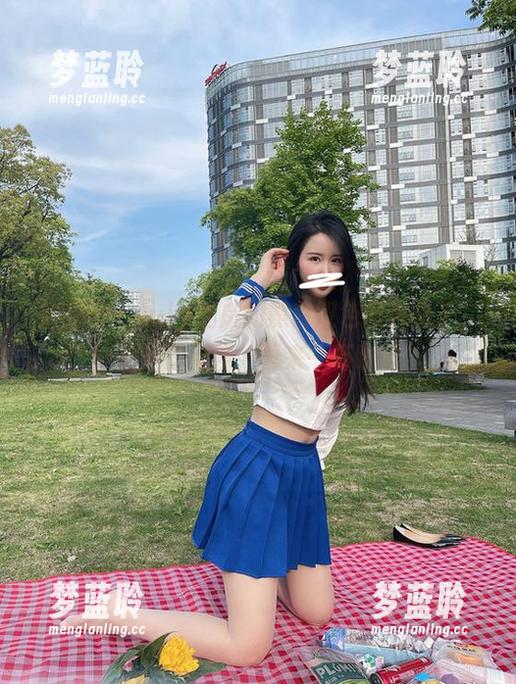 微密圈 - July芝岚的黑白双色图包到了，分享一些闲聊，再来一杯咖啡？