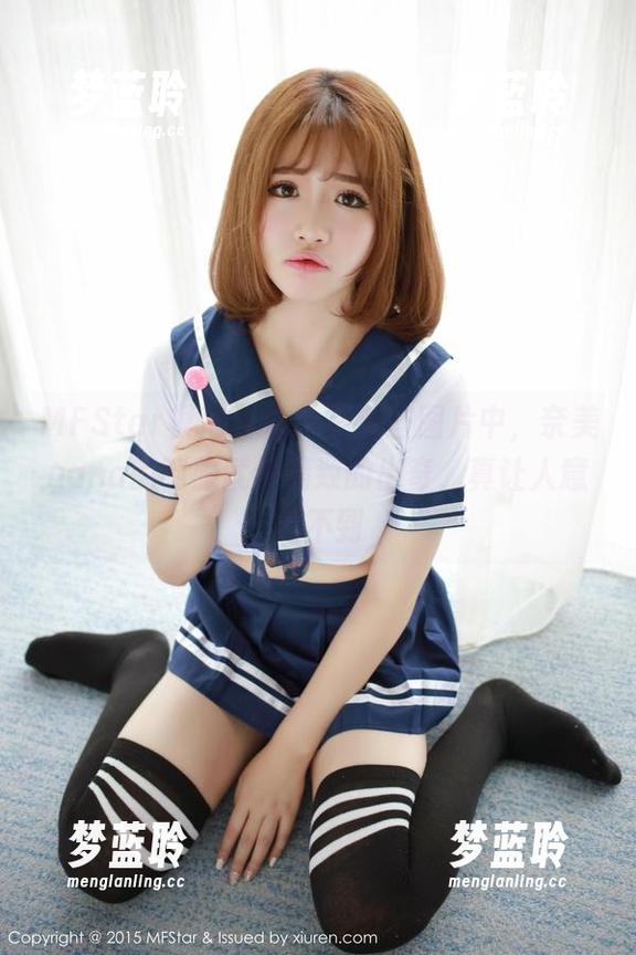 MFStar模范学院 - 在这些图片中，奈美nana的制服就像精致的出奇，真让人意想不到