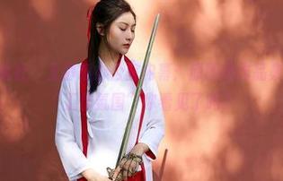 MiiTao蜜桃社 - 王静瑶办公室内幕：原图和作品集，那隐藏的“工作氛围”你看见了吗？