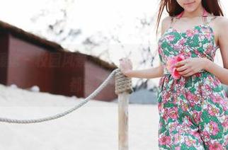 MyGirl美媛馆 - 校园风景如画，糯美子的美图作品，哇，连风都变得温柔了！
