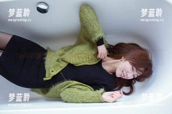 TuiGirl推女郎 - 艾栗栗的随性居家：定制图片，惹人爱看