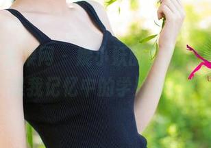 UGirls尤果网 - 妮小妖的定制图片，居然是我记忆中的学妹模样？