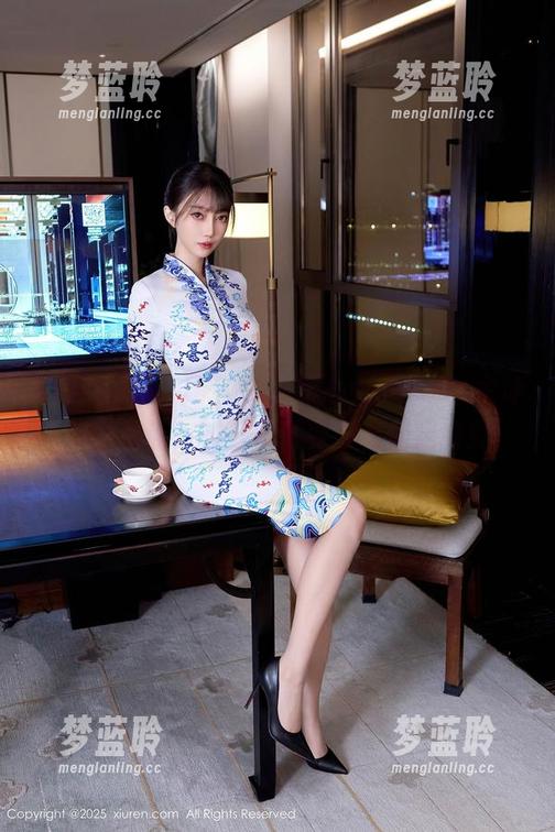 Xiuren秀人网 - 小小甜心，sophie余冰的图包让你的日子都变得有趣起来！