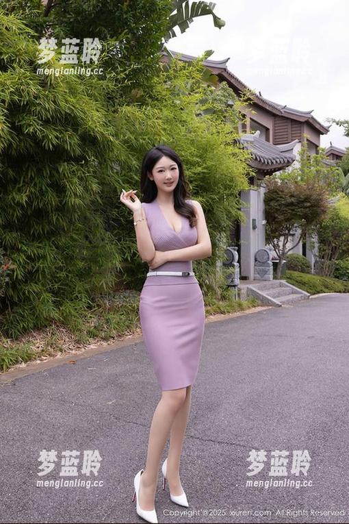 Xiuren秀人网 - 最新！小肉肉咪图集美脚，更新内容真心让人想多看几遍！