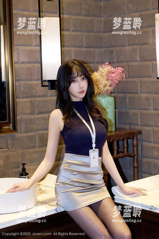 Xiuren秀人网 - “少女”不再遥远，戴允祺zoe的写真合集来唤醒你内心的小恶魔。