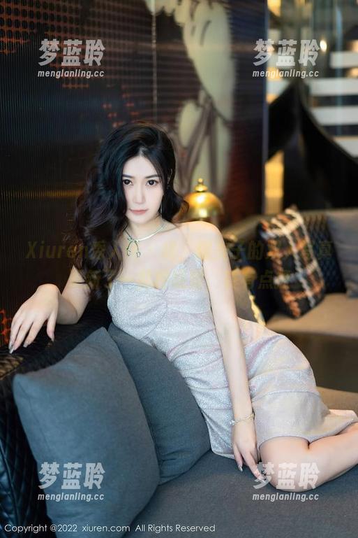 Xiuren秀人网 - 哦，糯美子的双人写真更新了…那种感觉，真有点撩
