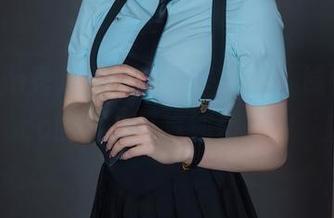 Xiuren秀人网 - 在无圣光的领域中，赵惟依coco的女仆写真如何释放‘魔力’