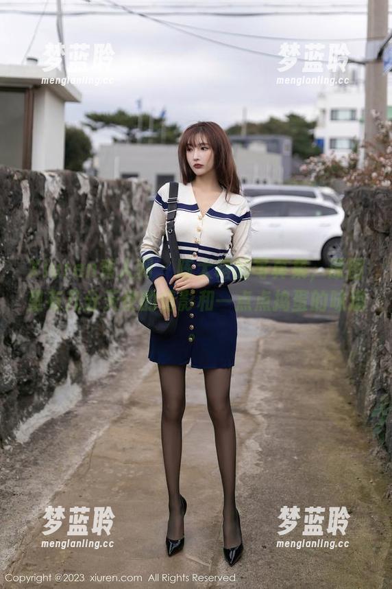 Xiuren秀人网 - 陈大榕的写真集，原图里有几分天使的倩影和一点点捣蛋的味道。