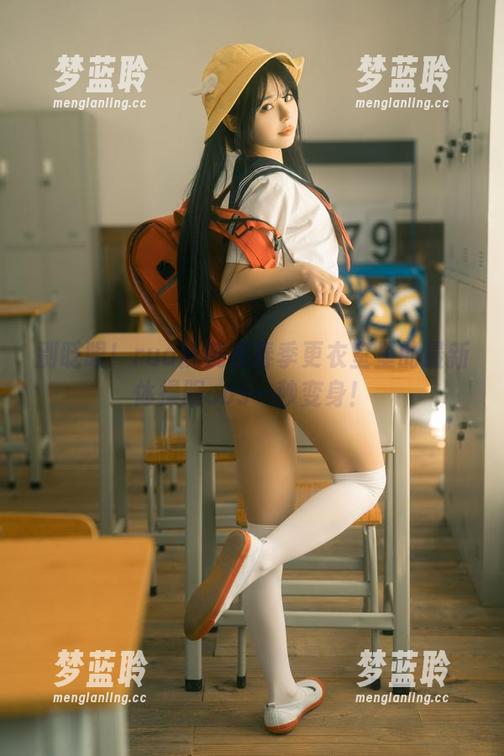 别眨眼！rua阮阮在春季更衣室里的最新体操服cos一秒变身！
