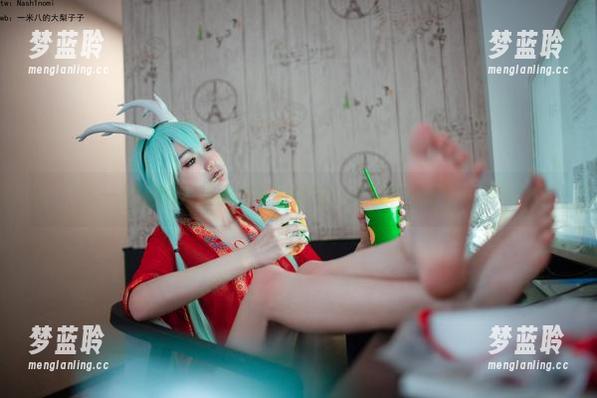 一米八的大梨子与她的棉袜：无意中的图片合集