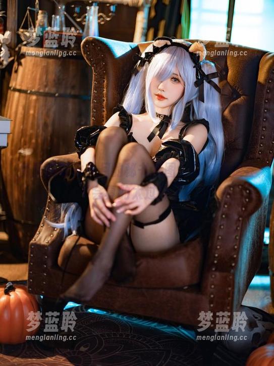 免费获取仙女月的秘书套图，打包带走会不会真的太过分了？