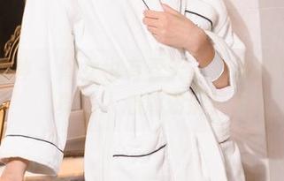 克拉女神 - 修女也有春天！汤怡的高清写真让人心潮澎湃！