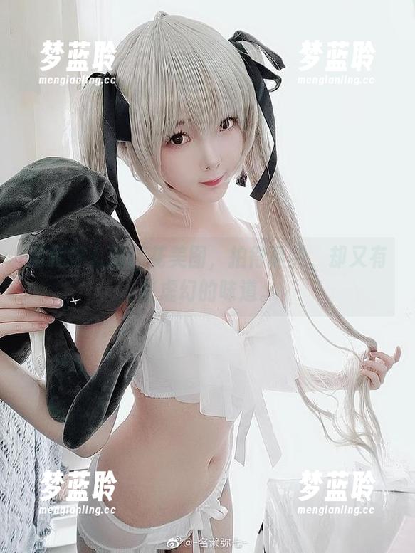 名赖弥七的樱花美图，拍得真实，却又有些虚幻的味道。