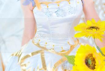 喵喵的喵吖与其说是校服，倒不如说是随时随地的“时髦”！高清写真集妥了。