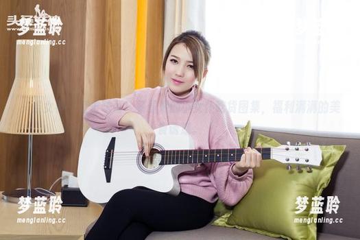 头条女神-杨曼妮 头条女神 - 直击味蕾!杨曼妮的小女仆吃货图集,福利满满的美食诱惑。