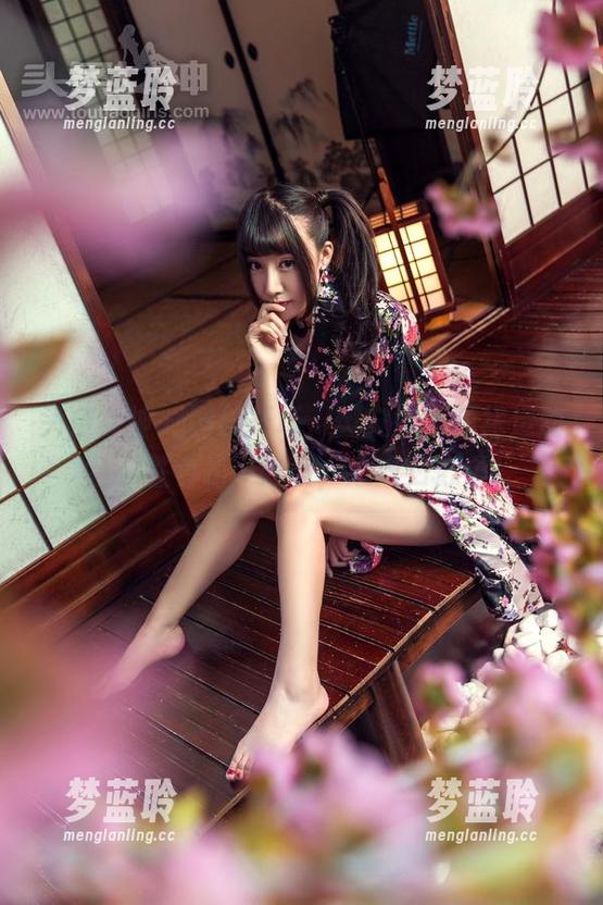 头条女神 - 图册开场，樊安妮的短裙运动会，胜者是…好吧，心虚归心虚！