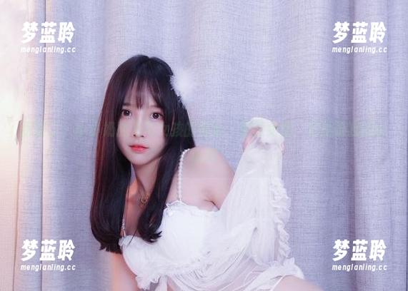 厉害了，小小奶瓶儿与女孩的组合，原图免费，奖励给我的小心脏