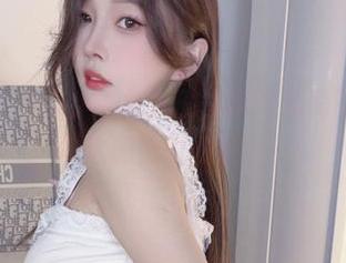 准备好了吗？小小奶瓶儿的兔女郎私房图集，带你体验加长版的乐趣！
