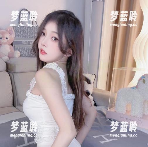 小小奶瓶儿的专属福利，双马尾制服师生剧情加长，图包送你上天