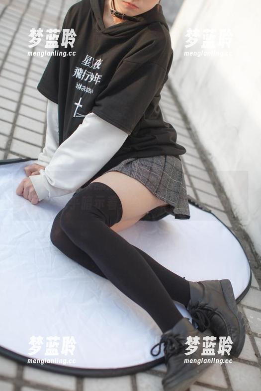少女秩序-小葵 少女秩序 - 来舔屏小葵的私拍礼服!原图特供,似乎暗示着某些不可言喻的事儿…