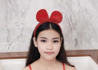 尤物馆 - 急需灵感？不妨试试下载艾小青的天使作品集！
