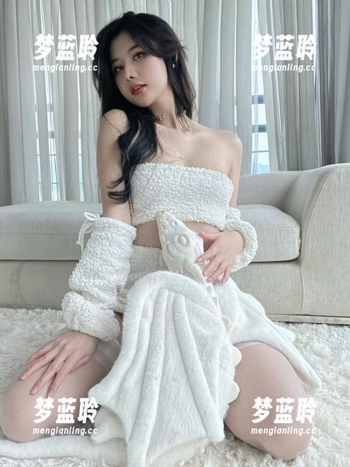 微密圈 - 就是阿朱啊的温泉幻想：全套原图上线，和泡澡时的思维发散一样让人猝不及防，直呼过瘾！