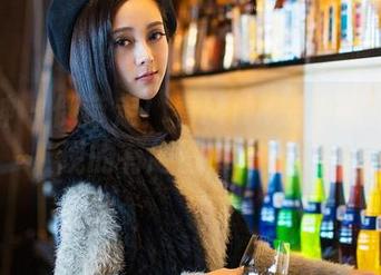 推女神 - 倒带走！看Milk楚楚的妹妹显现的有趣图库资源。
