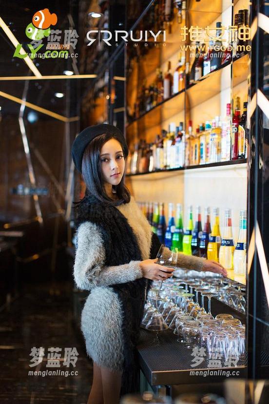 推女神 - 倒带走！看Milk楚楚的妹妹显现的有趣图库资源。