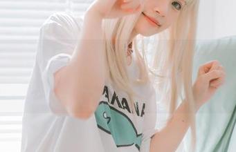 星黛鹿鹿i，罩纱豹纹泳装，这组合是眼睛的暴击，快下载高清，让激情一起跳动！