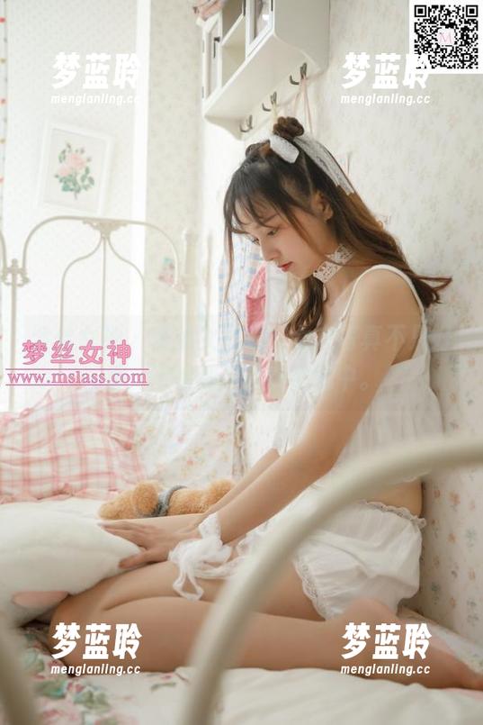 梦丝女神-莹仙女 梦丝女神 - 莹仙女在线,女友写真不只好看,情绪都弥漫在空气中。