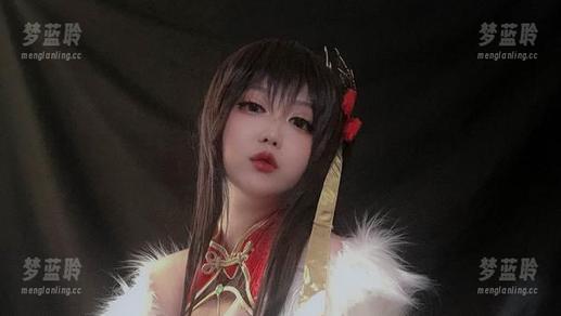 不仅仅是摄影，椒妮佐仁的“牛娘”写真集在挑战边界。