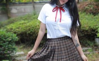 模范学院 - SiByl李思宁：女王随行合集，每一帧都是撩拨竞技