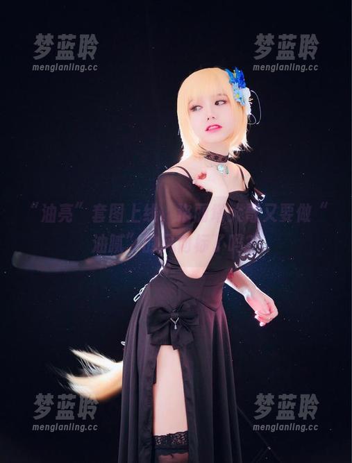 “油亮”套图上线，洛丽塔大哥又要做“油腻”的风向标了吗？