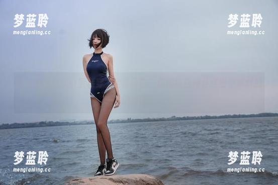 当海克斯科技小蛋糕穿上全套内衣，你能抵挡得住这出乎意料的原图吗？