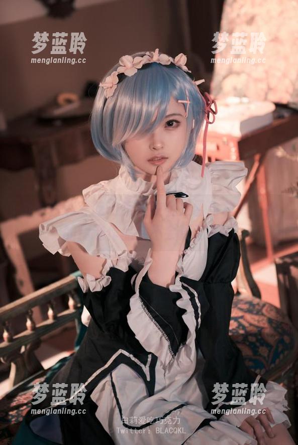白莉爱吃巧克力 如果白莉爱吃巧克力改名为雷电将军,她的精选作品会不会更闪亮?