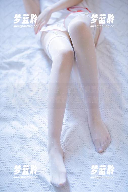 白露Bululu的灰丝，完全不需要任何圣光来衬托，越看越像消失在人间的仙女。