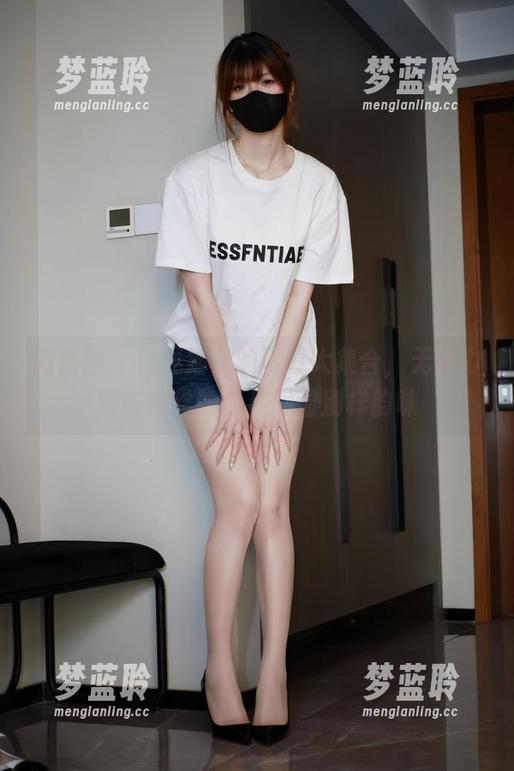 微密圈 - 白龙猫女的写真大集合，无弹力咖啡色丝的照片尽显别样韵味