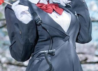 矢量鱼的自拍作品集，明明是拍照，怎么好像在考验我的审美了？