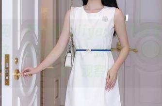 秀人网 - 严利娅Yuliya：天使降临，图片在这，让我告诉你，我也是个眼睛尖的‘天使’观察者！