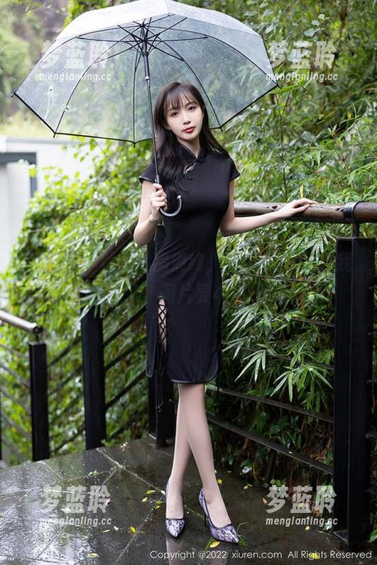 秀人网 - 就这私房清纯，养乐多Doll把我甜到了，图片要42秒循环