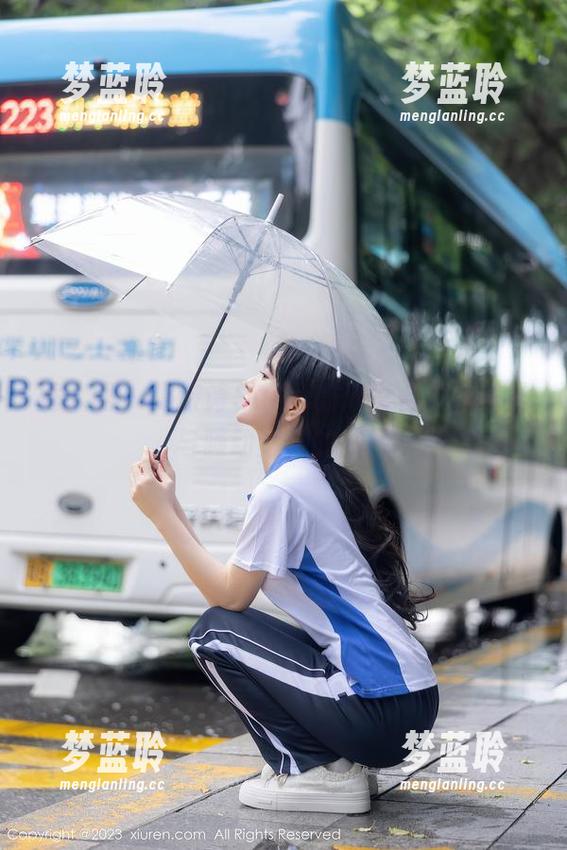 秀人网 - 夏诗诗Sally的修女合集：神圣与骚动之间的抉择