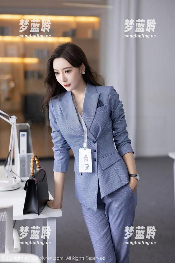 秀人网 - 奶酥的职业装写真集：你能想象这样的工作日吗？