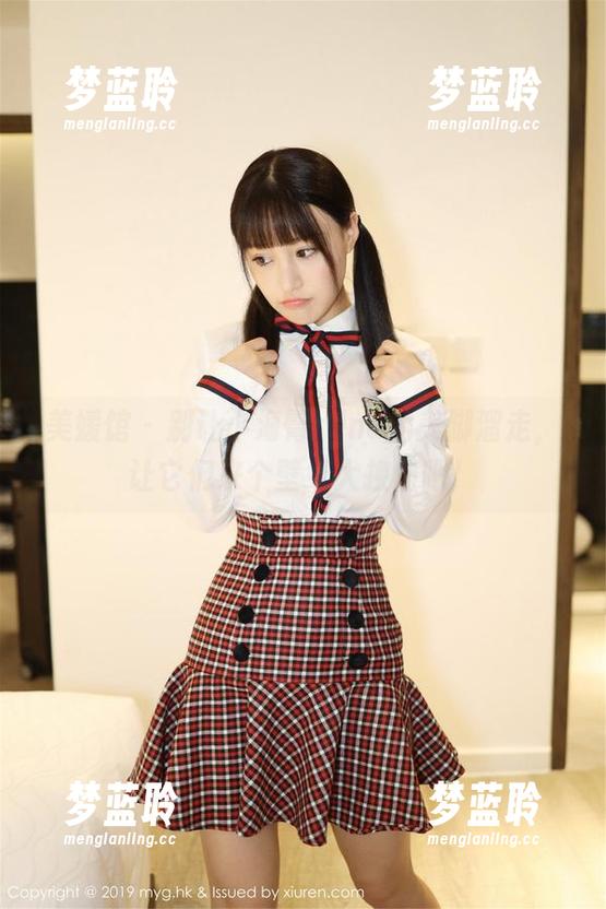 美媛馆 - 别让小海臀rena的美脚溜走，让它们来个壁纸大换血吧！