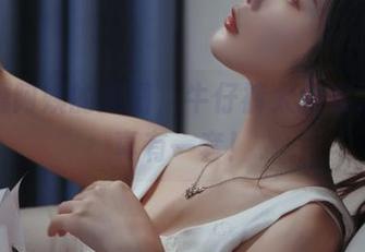 苏嫣嫣阿姨的原图，牛仔裤太会穿了吧？真有一套！