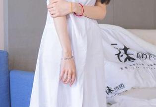袜啵啵 - 运动、自由与熊熊的私拍合集，安踏鞋子我觉得挺不错的嘛
