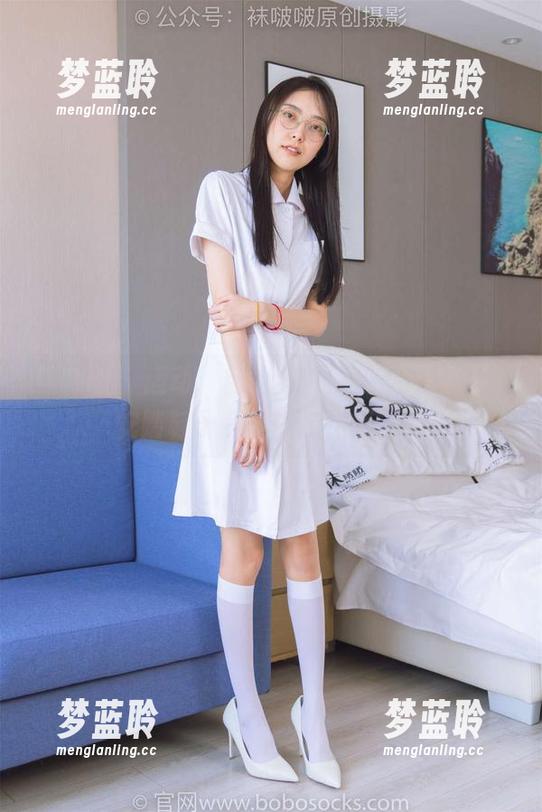 袜啵啵 - 运动、自由与熊熊的私拍合集，安踏鞋子我觉得挺不错的嘛