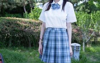 袜啵啵 - 不看后悔，稚予最新蕾丝黑丝作品《花絮版》的那些细节