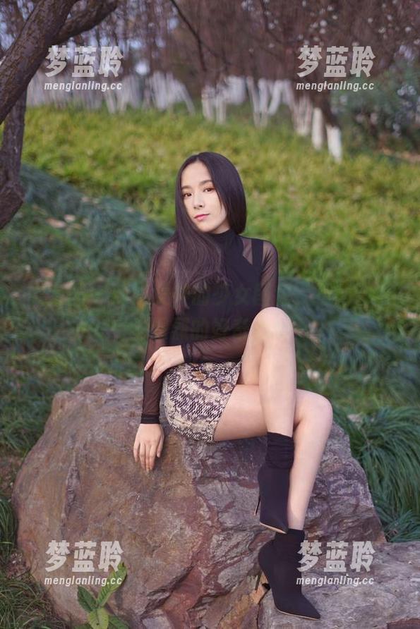 微密圈 - 辣妈女神的少女图包，不看会产生强烈的好奇心哦